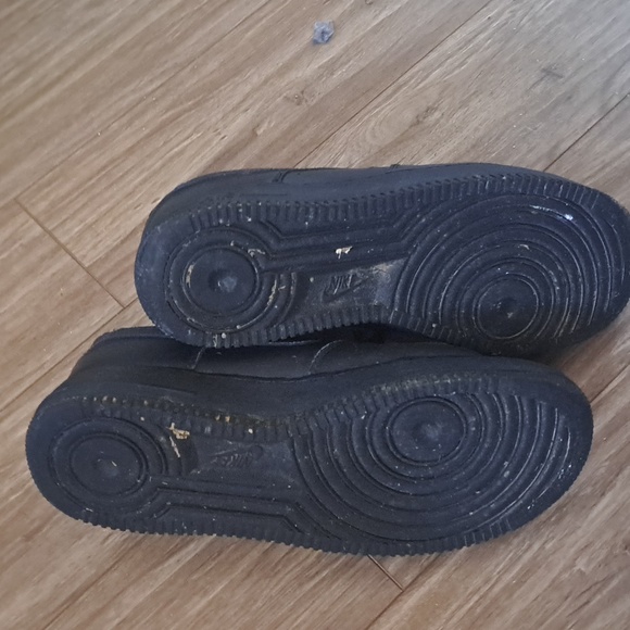 Nike Black Men's Nike Airforce One Shoes - Picture 3 of 3